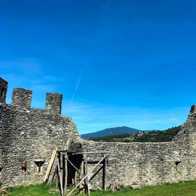 IT23 - Barga, Fortezza delle Verrucole, foto 3 di 6