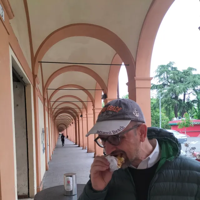 IT23 - Bologna, Bologna, foto 1 di 2