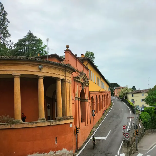 IT23 - Bologna, Bologna, foto 2 di 2