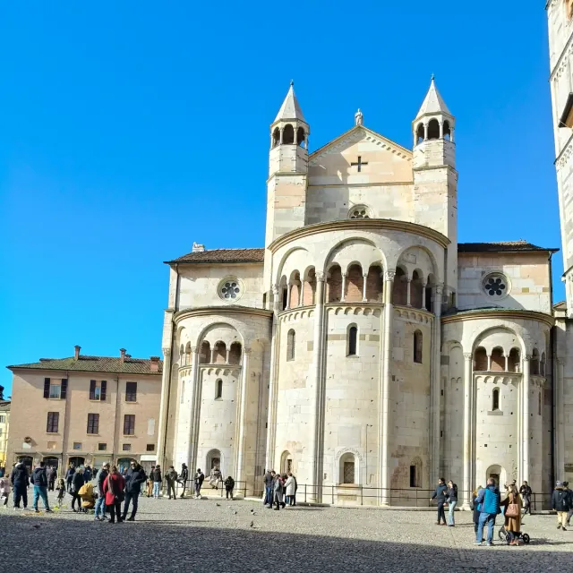IT26 - AVARIZIA, Modena, foto 3 di 8