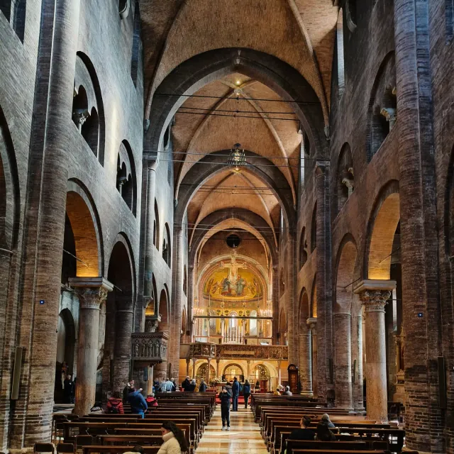 IT26 - AVARIZIA, Modena, foto 4 di 8